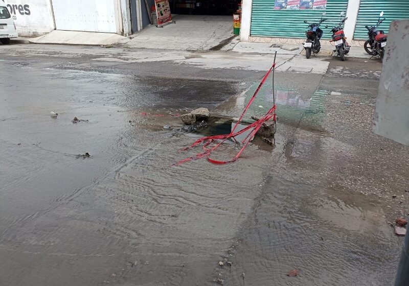  Basura y lluvias colapsan drenaje