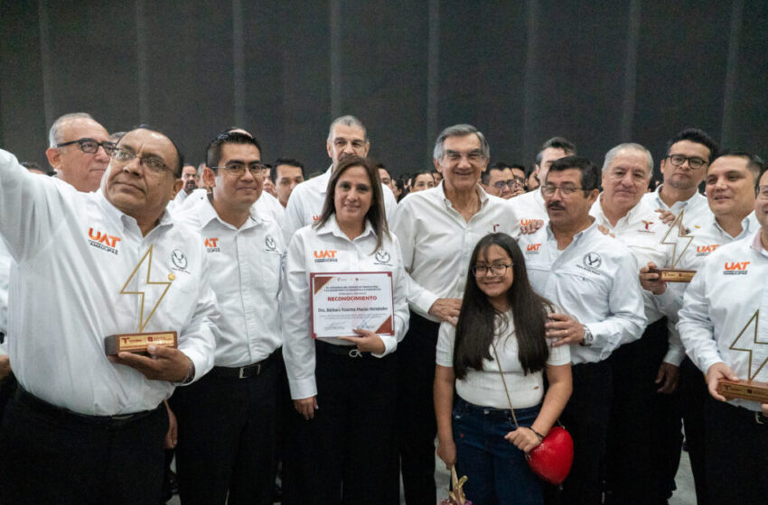  Gobernador reconoce a la UAT por su aportación a la investigación en el campo energético